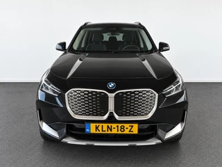 BMW iX1 – thumbnail 9