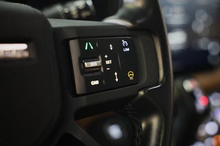Land Rover Defender – thumbnail 40