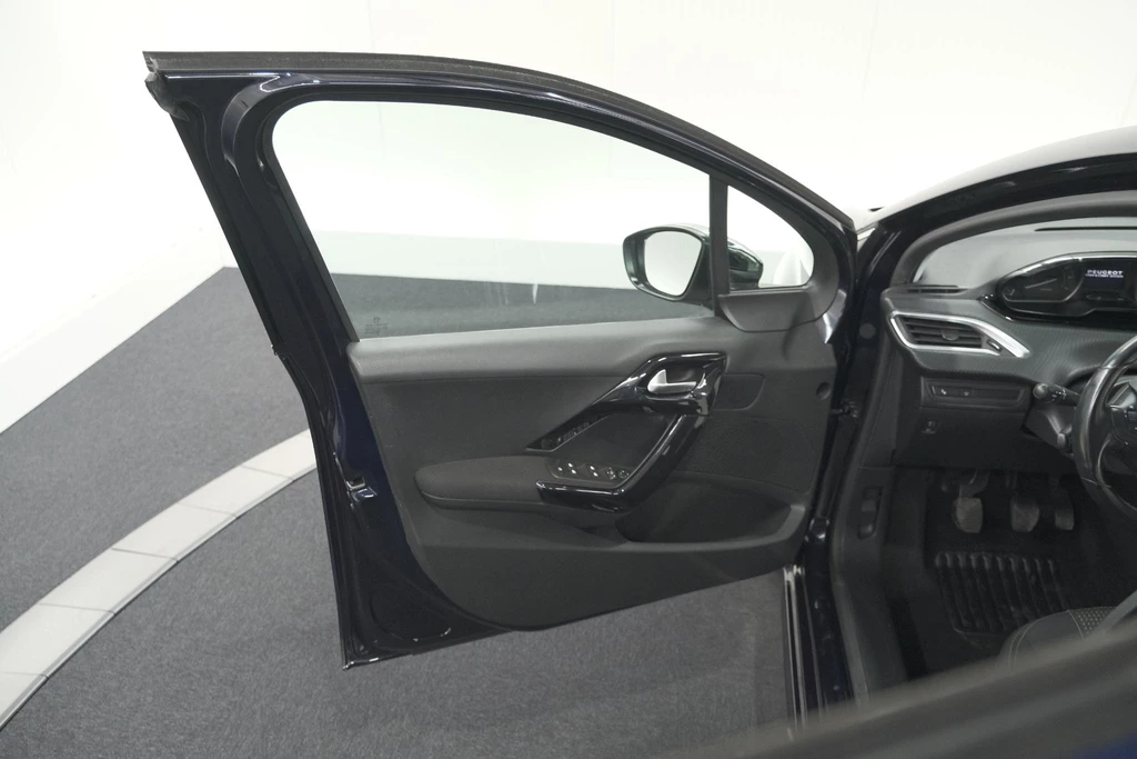 Peugeot 208 – foto 67