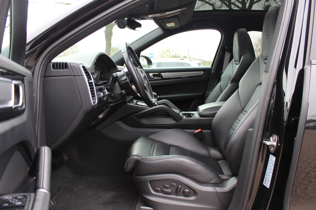 Porsche Cayenne – foto 12