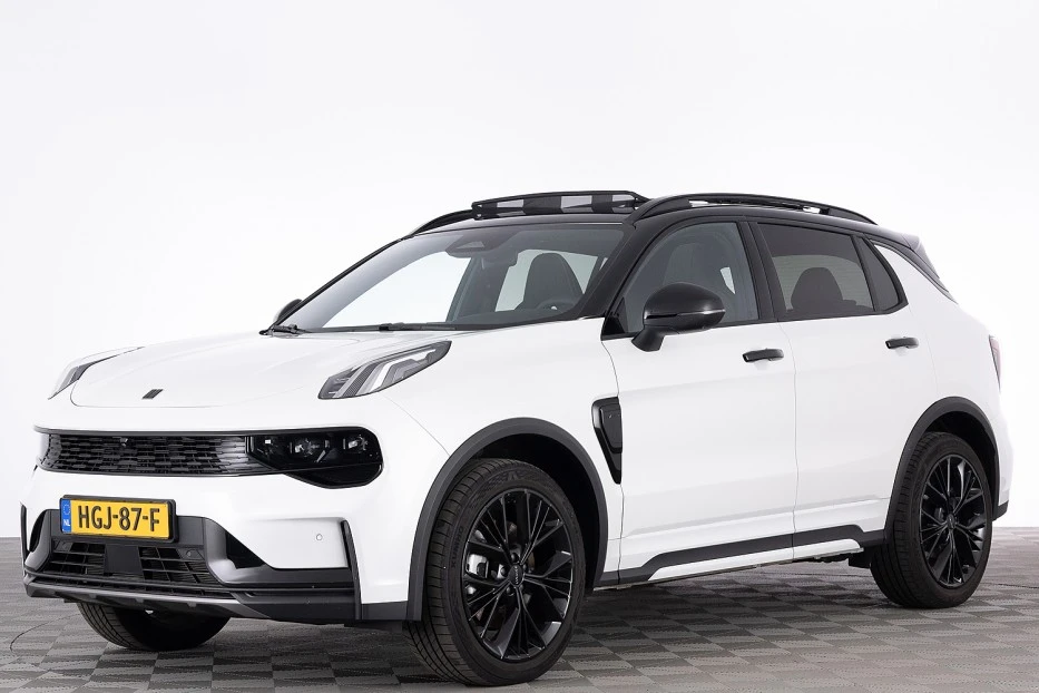 Lynk & Co 01 – foto 1