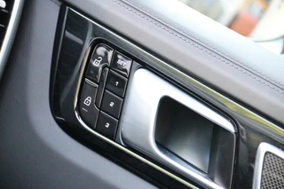 Porsche Cayenne – thumbnail 21