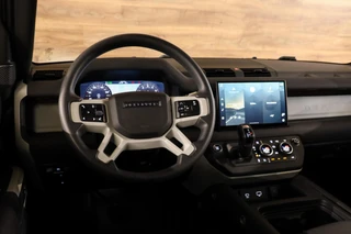 Land Rover Defender – thumbnail 25