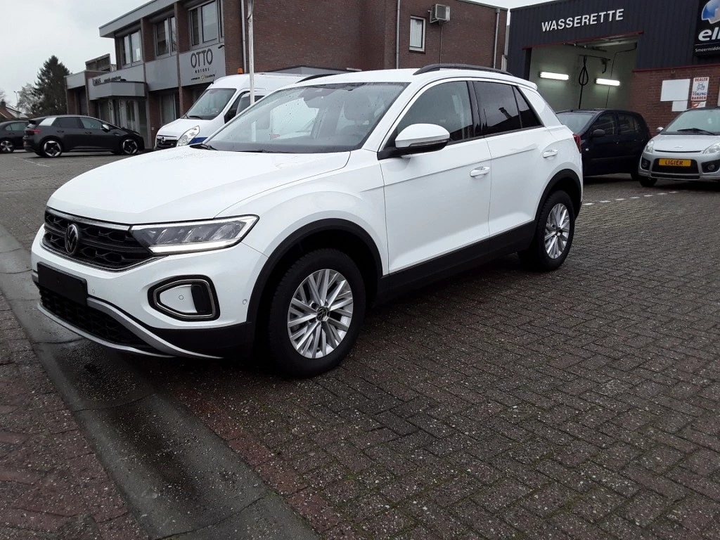 Volkswagen T-Roc – foto 1