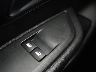 Peugeot 208 – thumbnail 30
