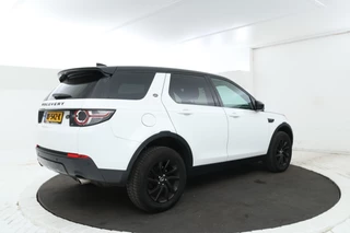 Land Rover Discovery Sport – thumbnail 3