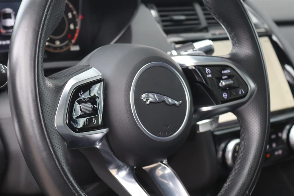 Jaguar E-PACE – foto 25