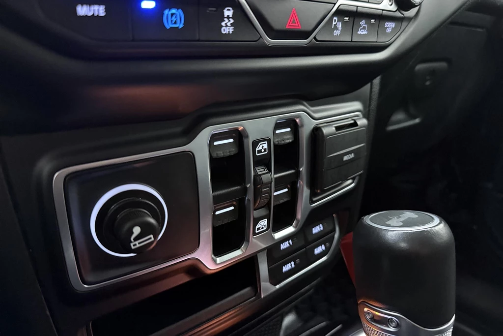 Jeep Wrangler – foto 38