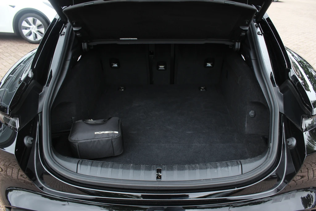 Porsche Taycan – foto 17