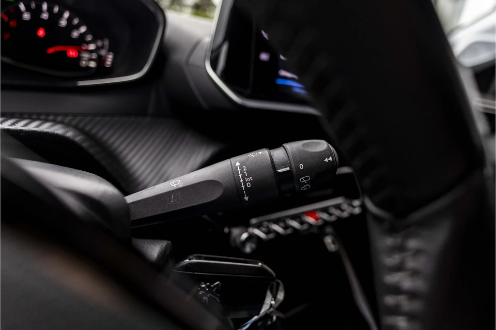 Peugeot 208 – foto 29