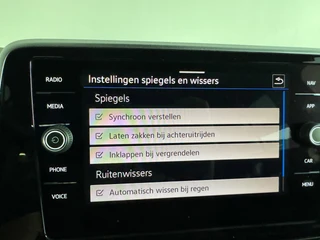 Volkswagen T-Roc – thumbnail 23