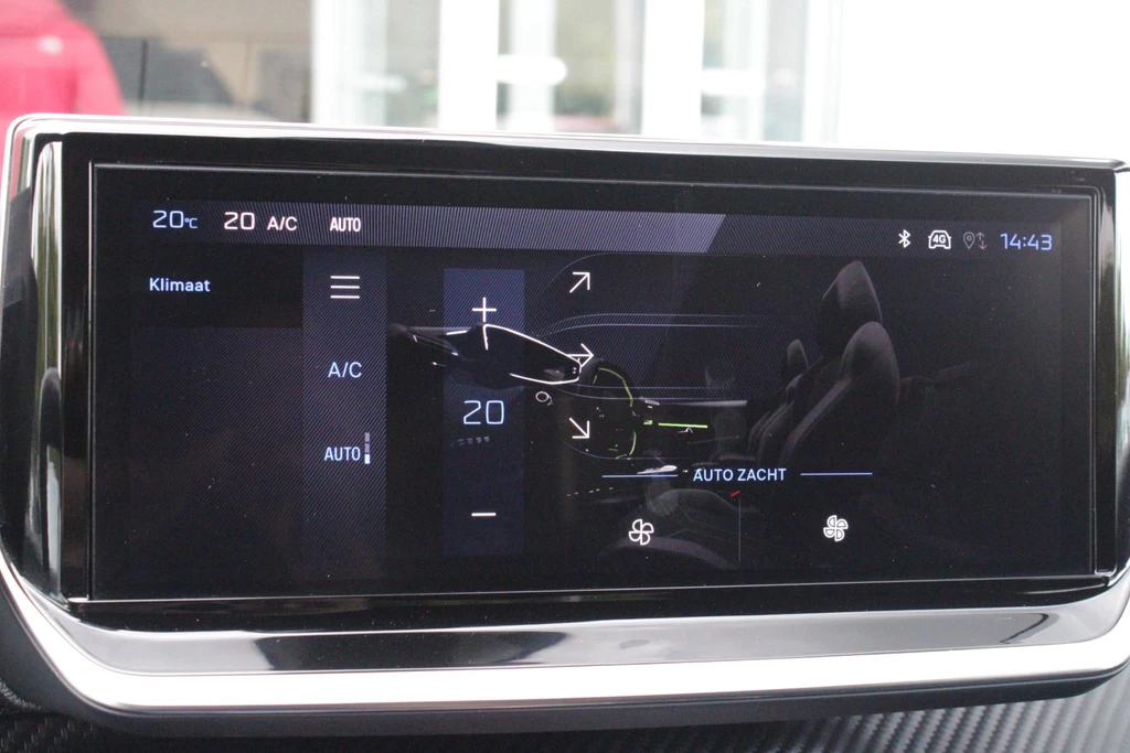 Peugeot 208 – foto 25