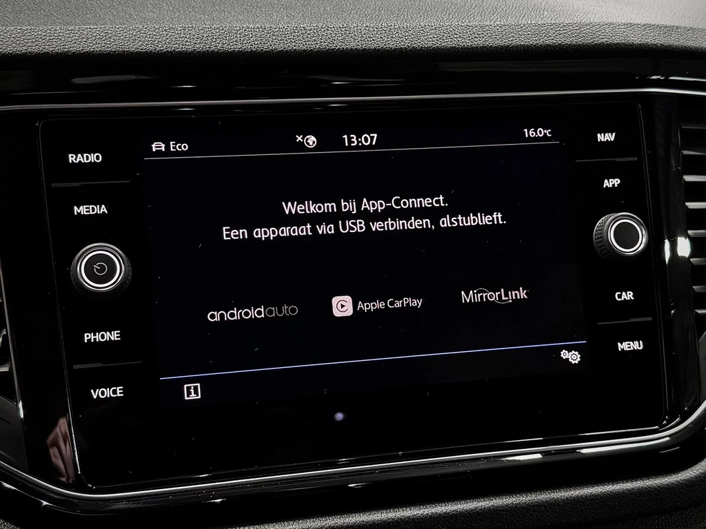 Volkswagen T-Roc – foto 24