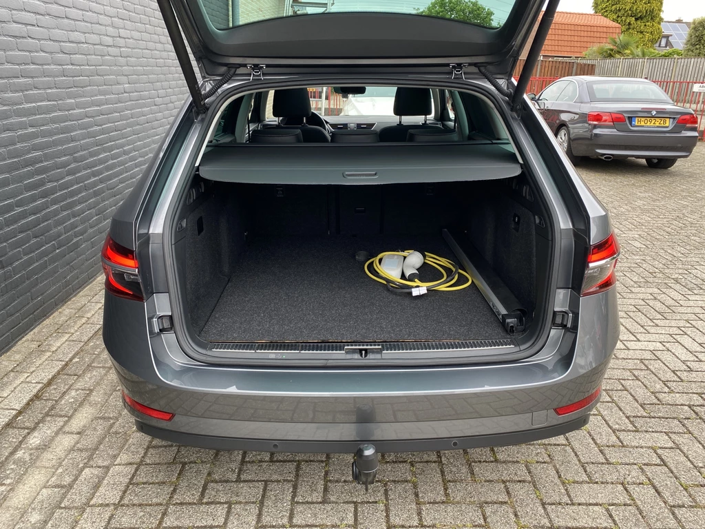 Škoda Superb – foto 23