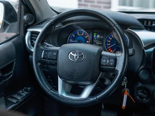 Toyota Hilux – thumbnail 42