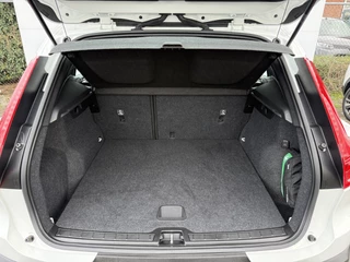 Volvo XC40 – thumbnail 30