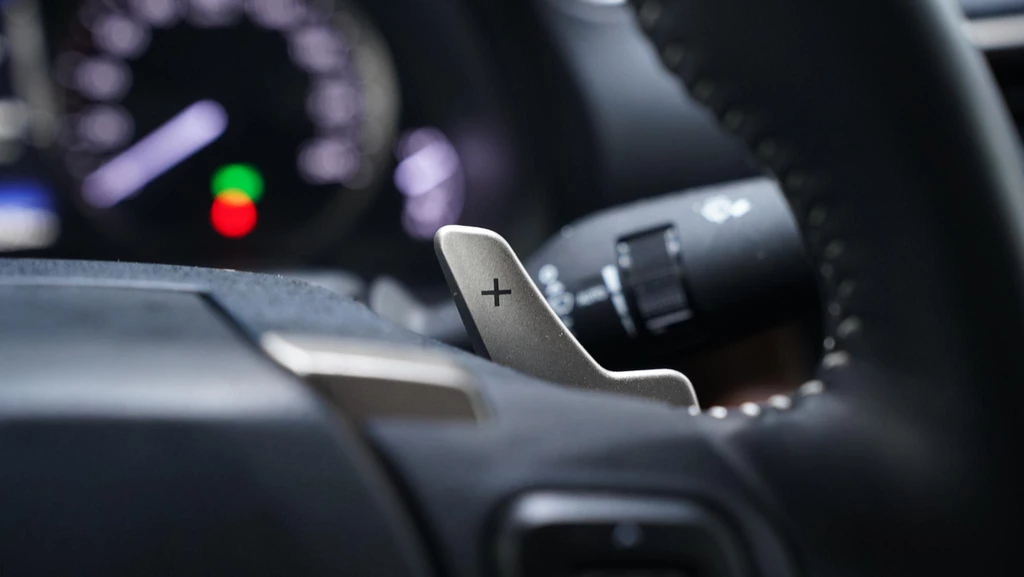 Lexus IS – foto 21