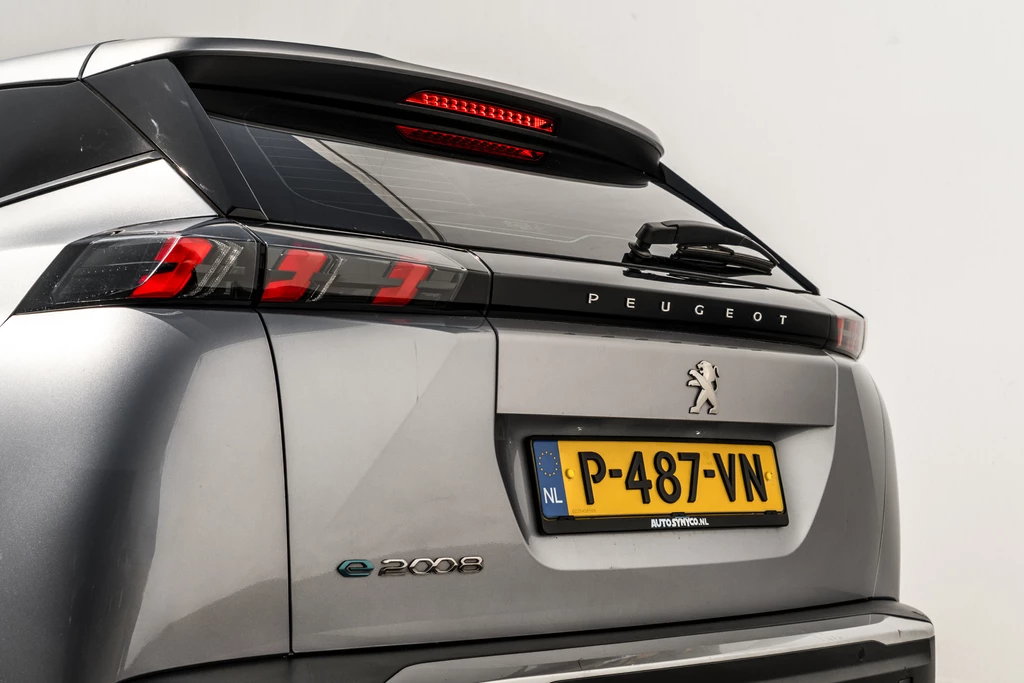 Peugeot e-2008 – foto 31