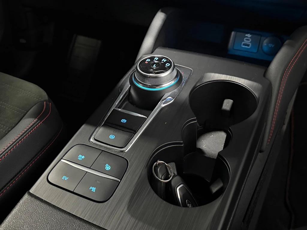 Ford Kuga – foto 21