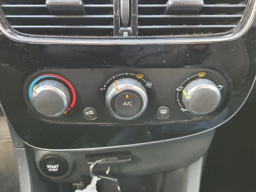 Renault Clio – foto 14