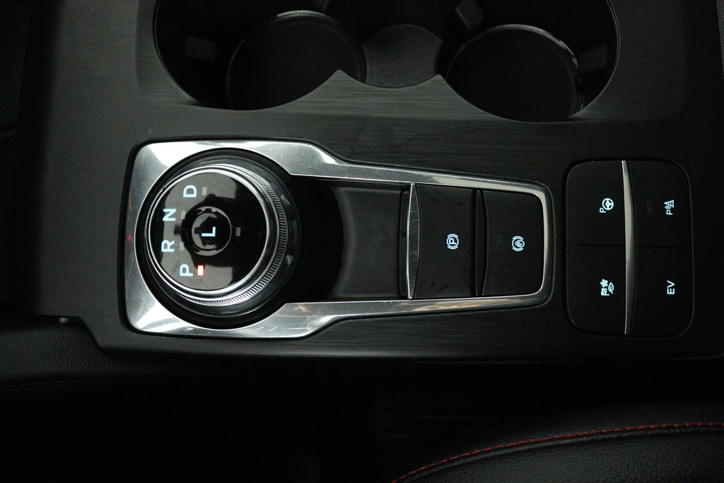 Ford Kuga – foto 18