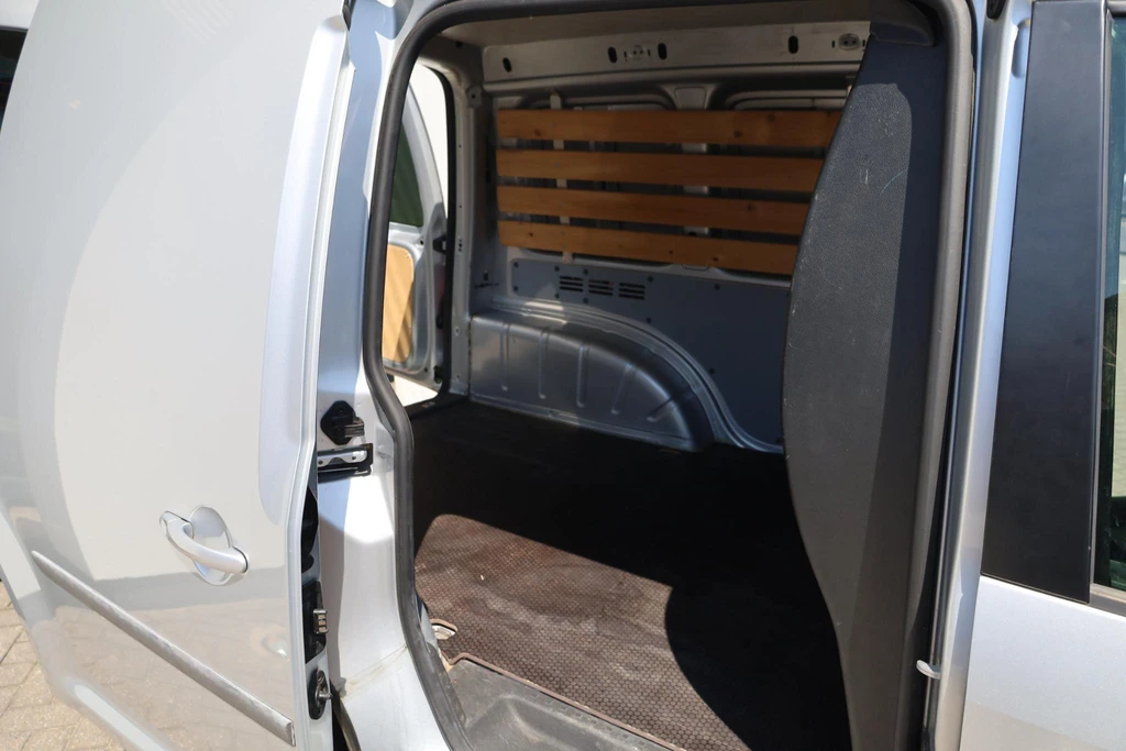 Volkswagen Caddy – foto 24