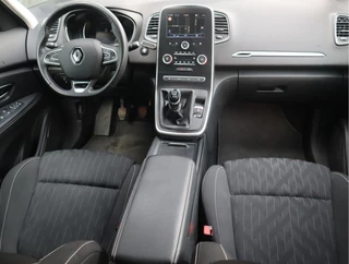 Renault Grand Scénic – thumbnail 9