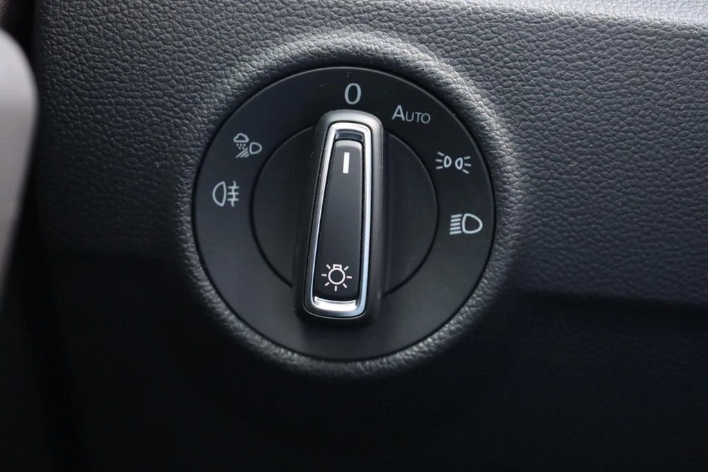 Volkswagen T-Roc – foto 11