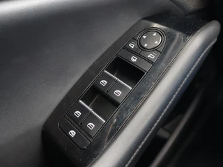Mazda 3 – thumbnail 19