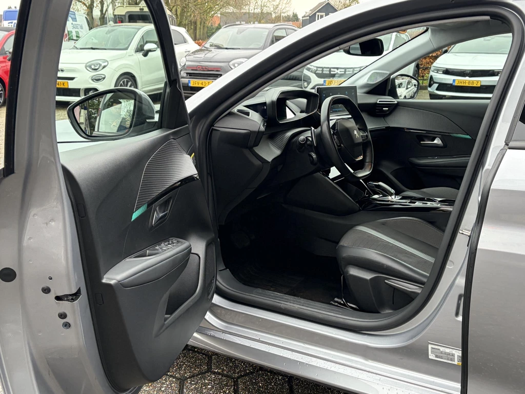 Peugeot 208 – foto 23
