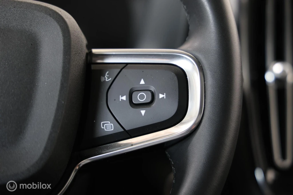 Volvo XC40 – foto 17