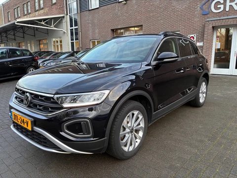 Volkswagen T-Roc 1.5 TSI 150PK AUTOMAAT! KEYLESS/LED/ADAP.CRUISE/CARPLAY