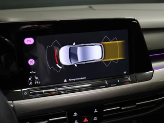 Volkswagen Golf – thumbnail 24