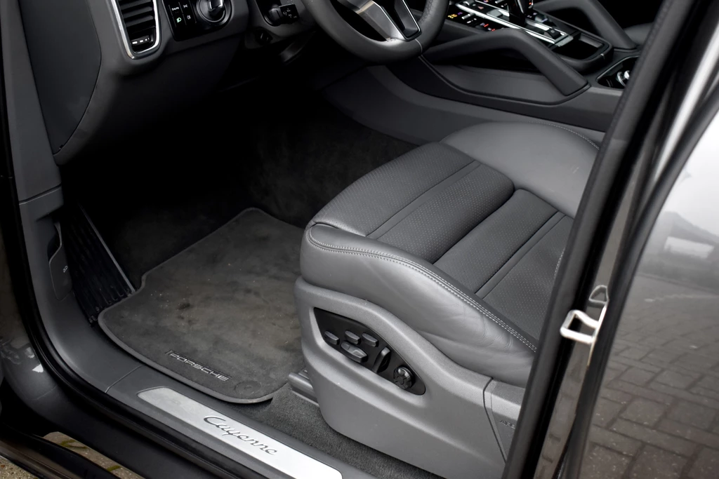 Porsche Cayenne – foto 26