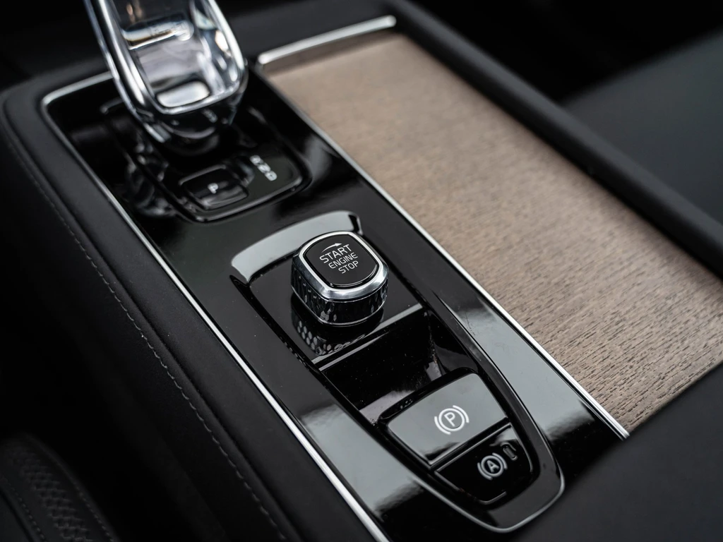 Volvo XC90 – foto 33