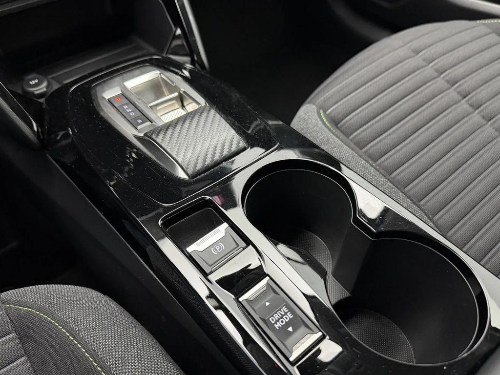 Peugeot e-208 – foto 11