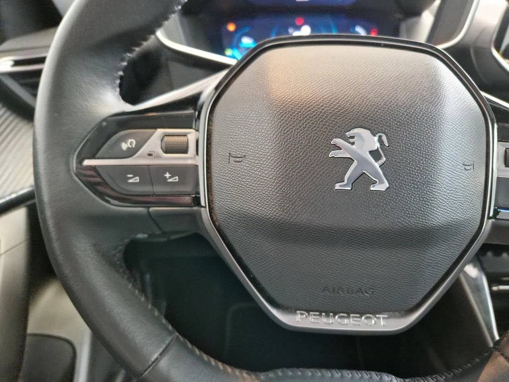 Peugeot e-2008 – foto 14