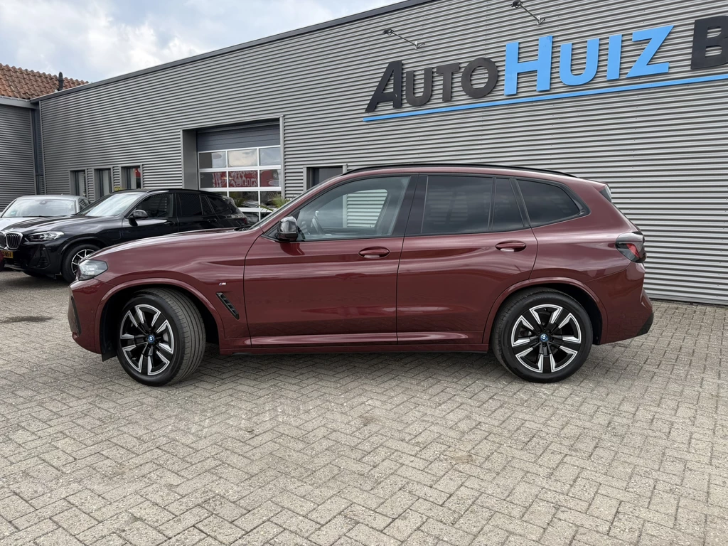 BMW iX3 – foto 3