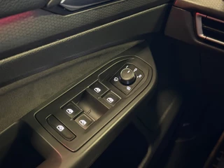 Volkswagen Golf – thumbnail 25