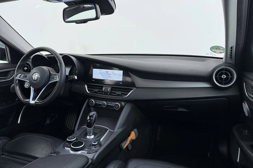 Alfa Romeo Giulia – foto 23