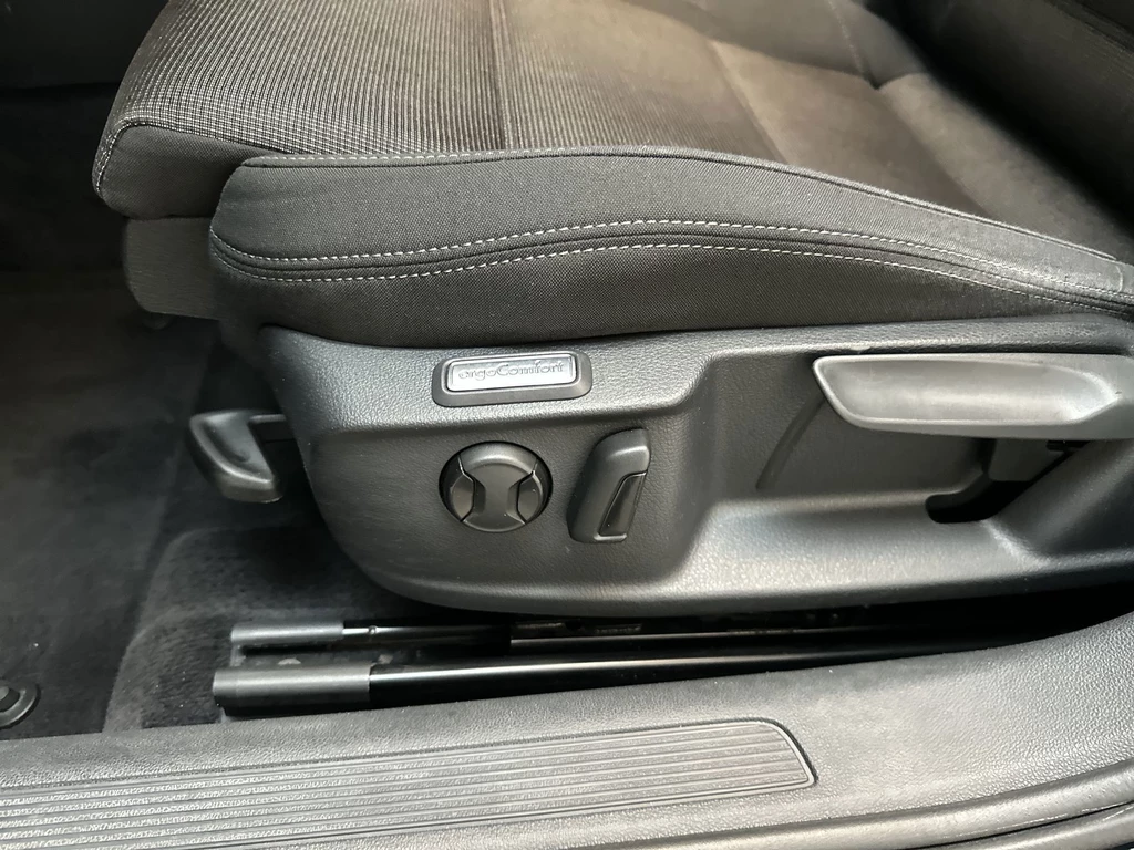 Volkswagen Passat – foto 22