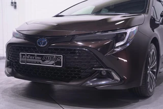 Toyota Corolla Touring Sports – thumbnail 2