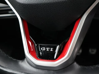 Volkswagen Golf – thumbnail 30