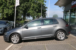 Volkswagen Golf – thumbnail 3
