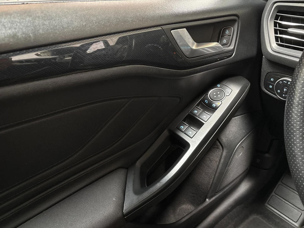 Ford Focus – foto 18