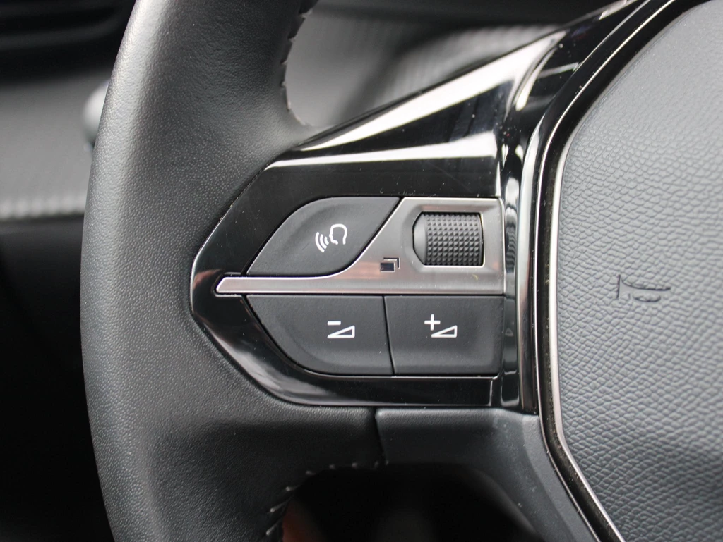 Peugeot 208 – foto 25