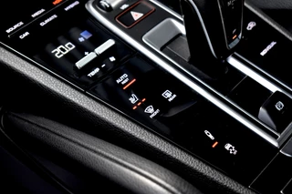 Porsche Cayenne – thumbnail 24