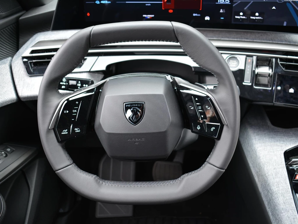 Peugeot e-3008 – foto 26
