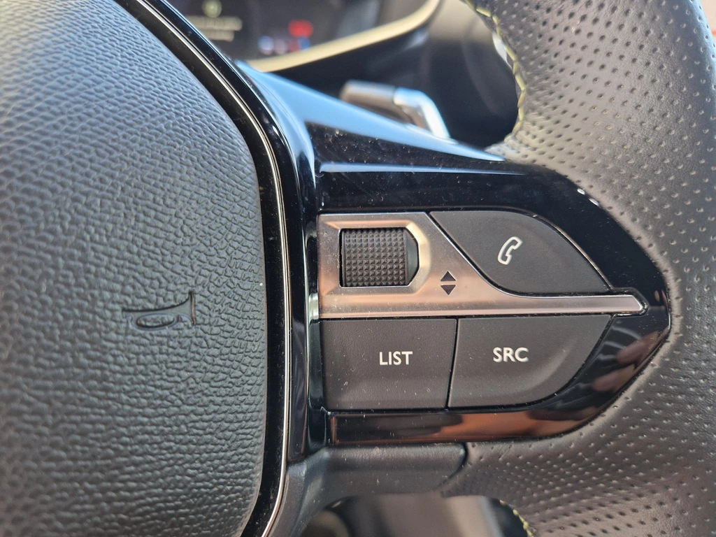 Peugeot 208 – foto 17