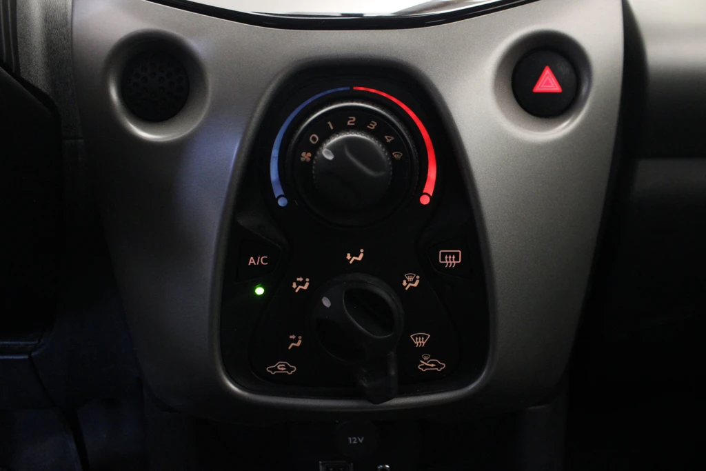 Toyota Aygo – foto 8